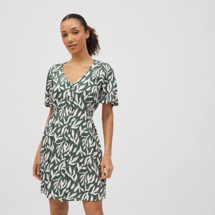 Vestido-corto-estampado-cuello-en-V-marca-ysabel-mora