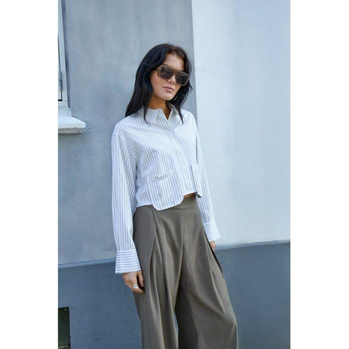 CAMISA RAYAS CROPPED CON BOLSILLOS